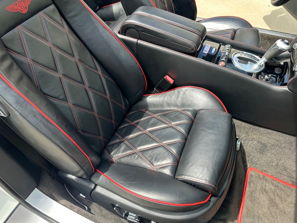 2011 Bentley Continental Image 25