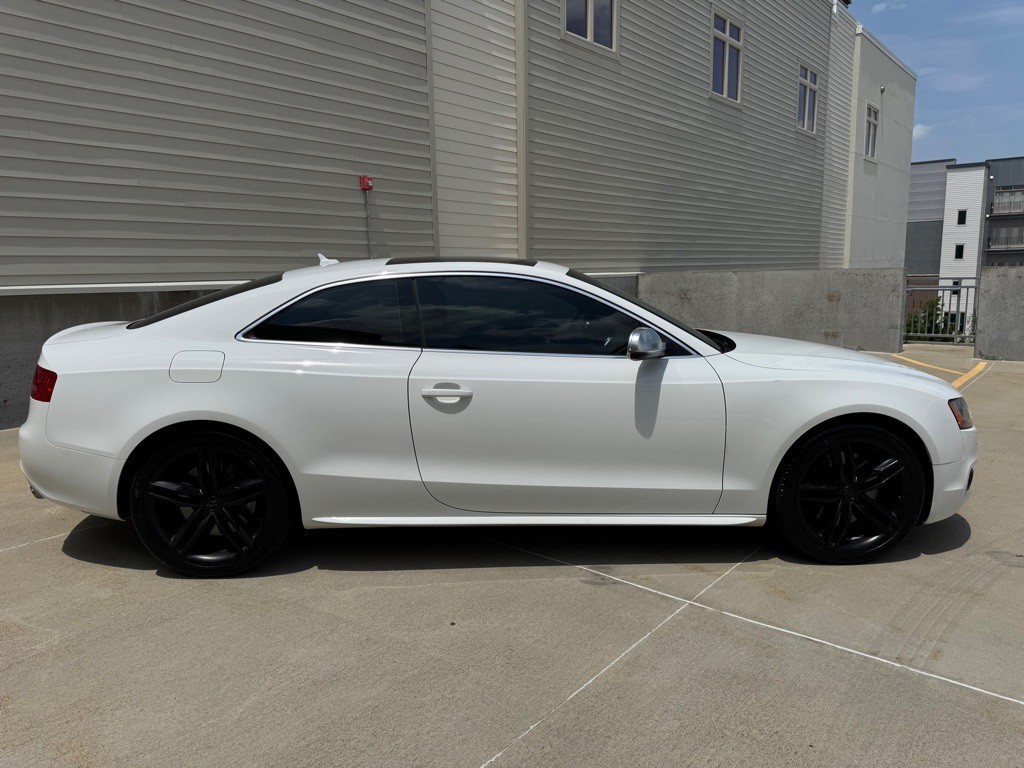 2012 Audi S5 Image 2
