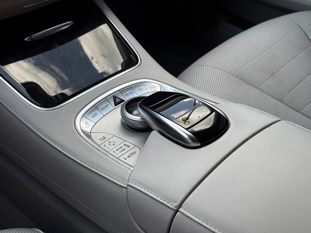 2015 Mercedes-Benz S-Class Image 16