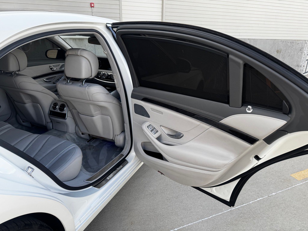 2015 Mercedes-Benz S-Class Image 22