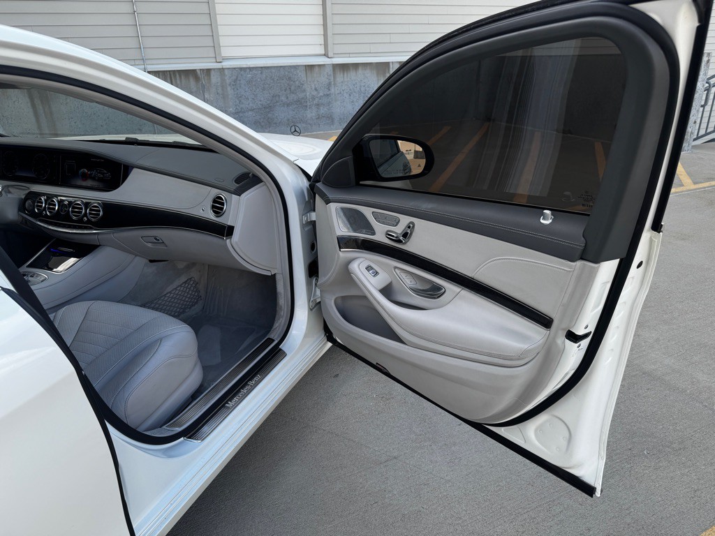 2015 Mercedes-Benz S-Class Image 24