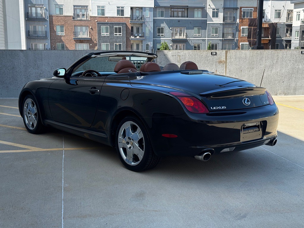 2004 Lexus SC Image 5