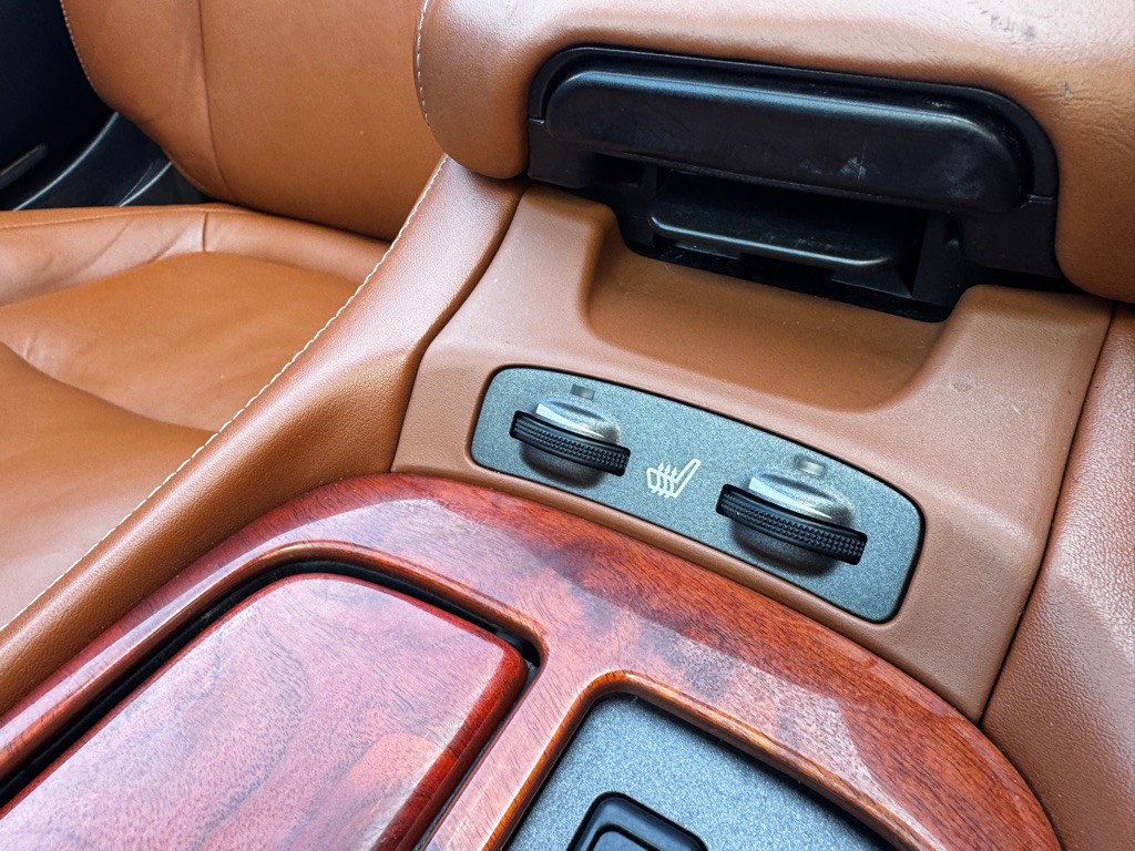 2004 Lexus SC Image 11