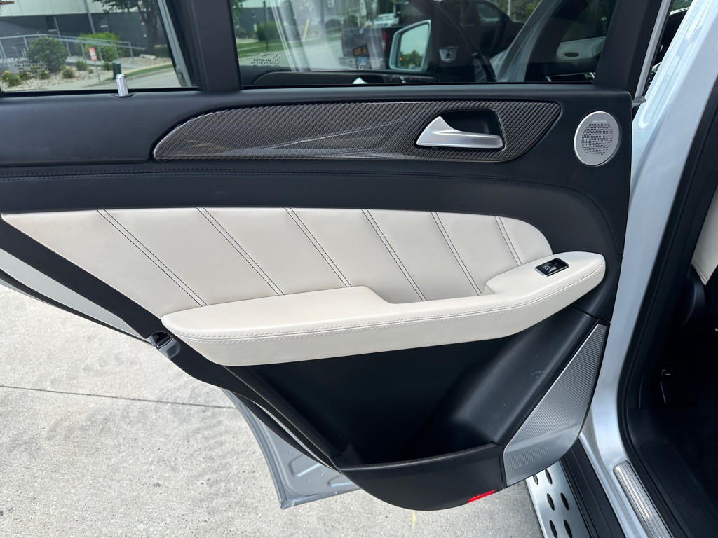 2017 Mercedes-Benz GLE-Class Image 19