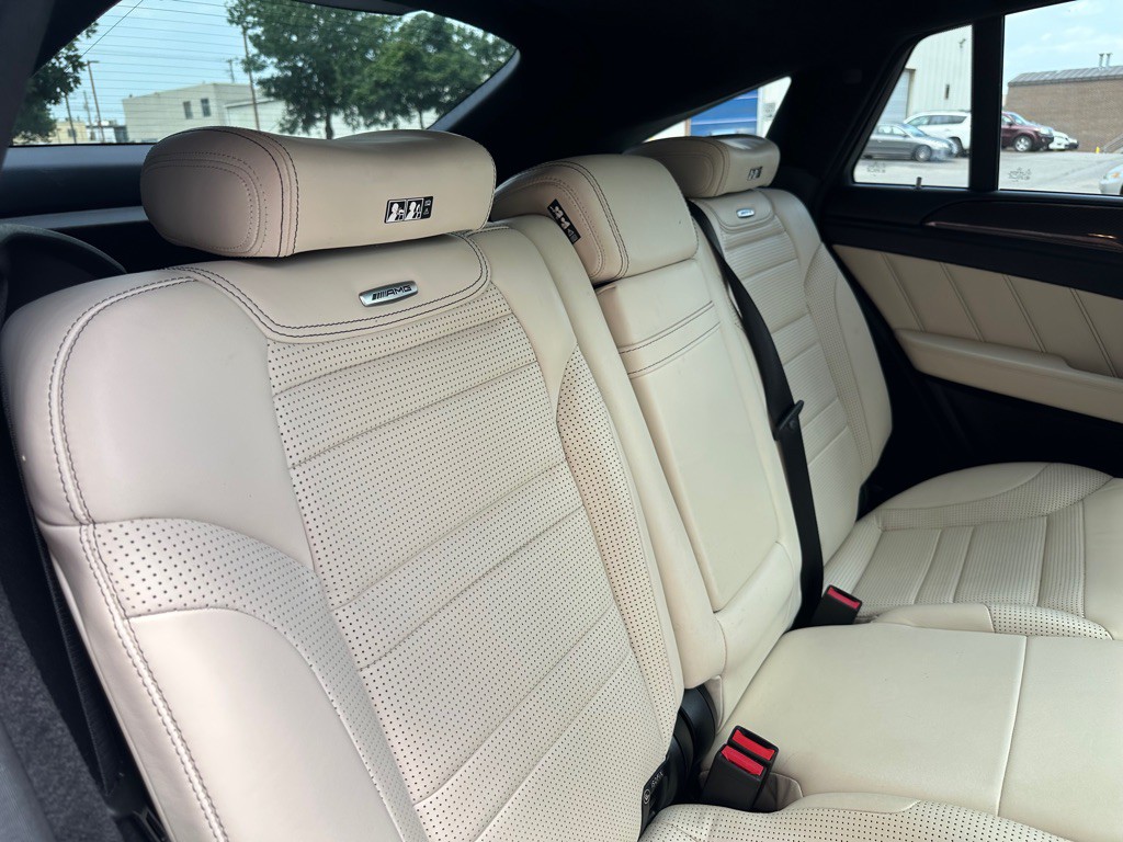 2017 Mercedes-Benz GLE-Class Image 23