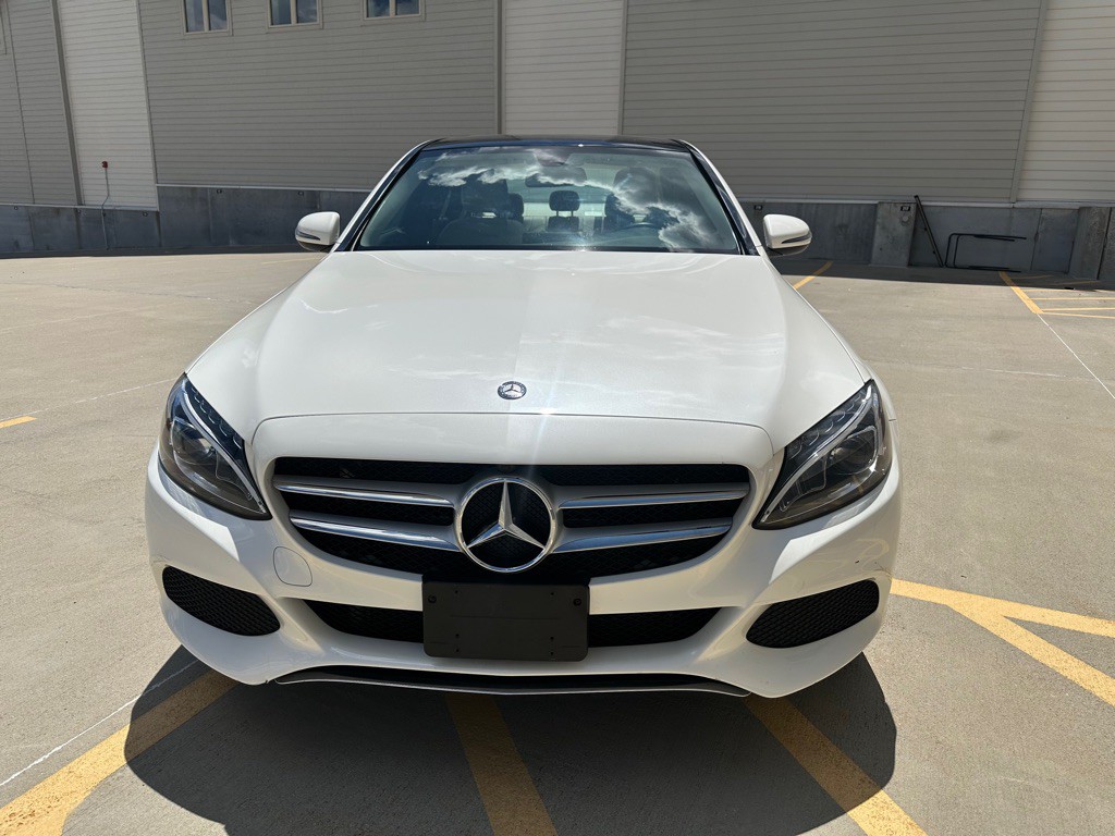 2016 Mercedes-Benz C-Class Image 7