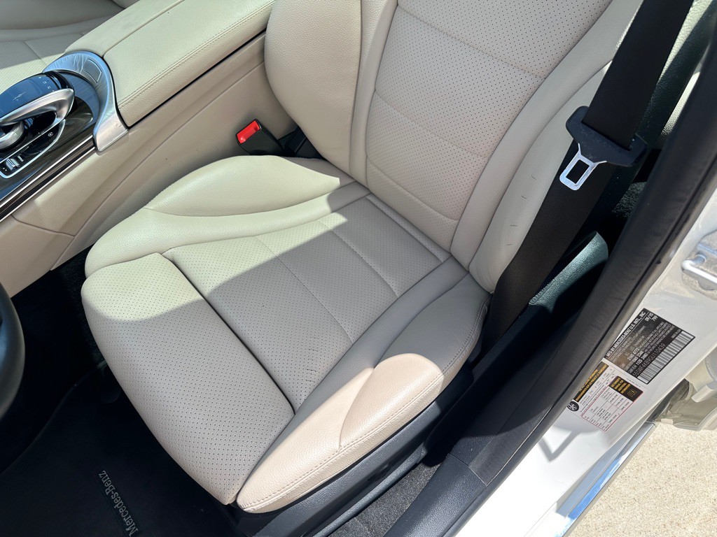 2016 Mercedes-Benz C-Class Image 13