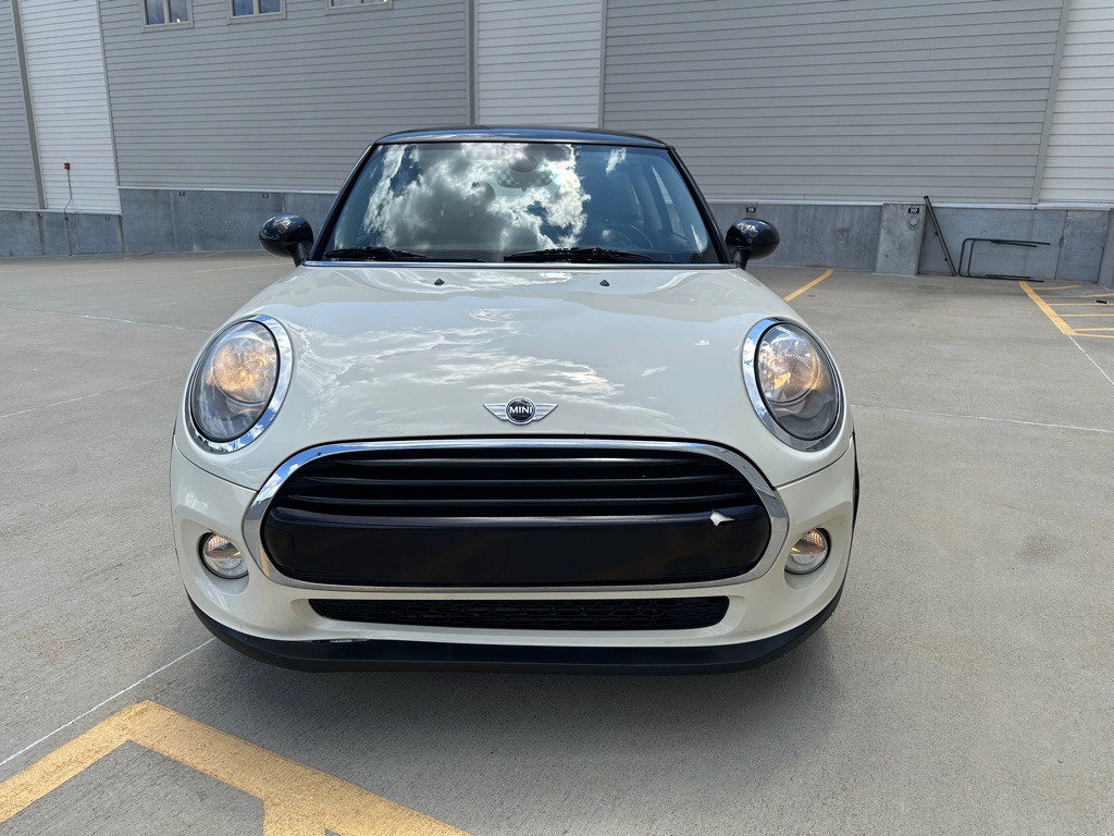 2016 MINI Cooper Image 7