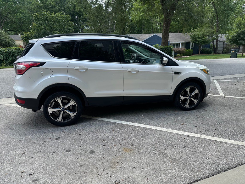2017 Ford Escape Image 8