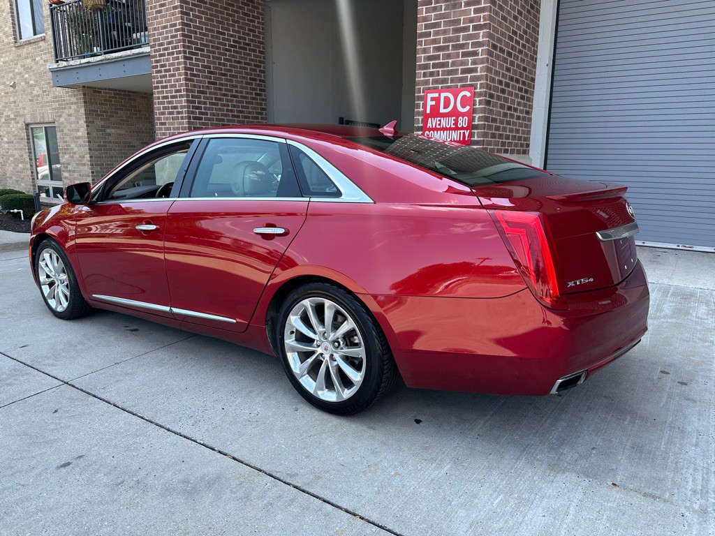 2013 Cadillac XTS Image 5