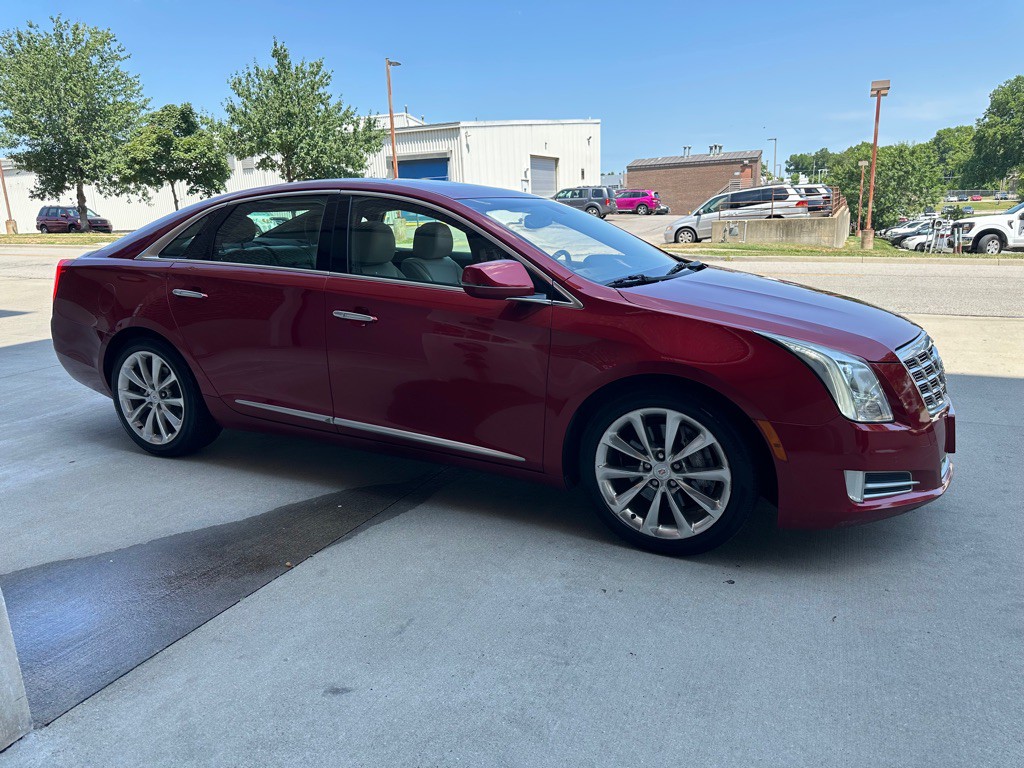 2013 Cadillac XTS Image 8