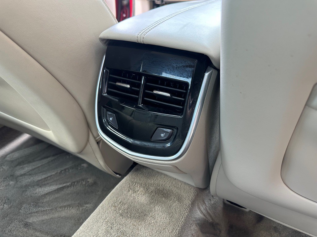 2013 Cadillac XTS Image 21