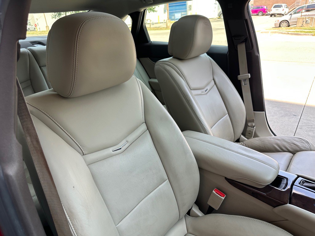 2013 Cadillac XTS Image 28