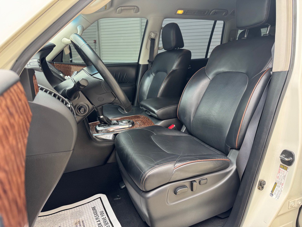 2017 Nissan Armada Image 12