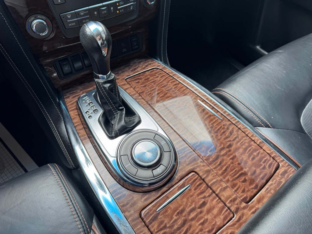 2017 Nissan Armada Image 19