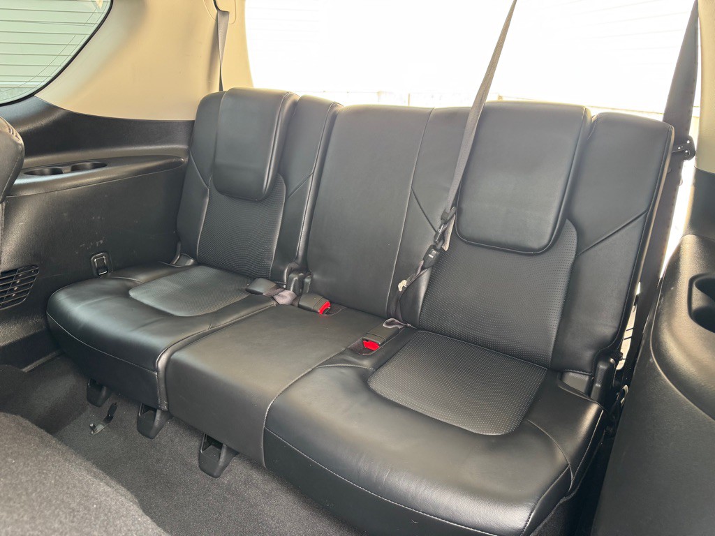 2017 Nissan Armada Image 22