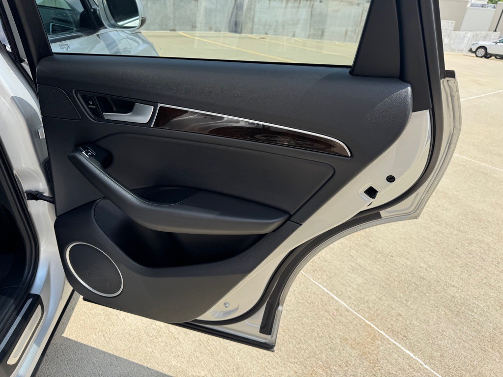 2013 Audi Q5 Image 25