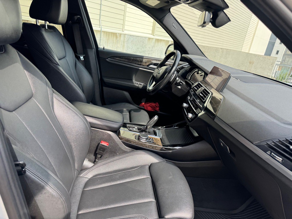 2019 BMW X3 Image 27