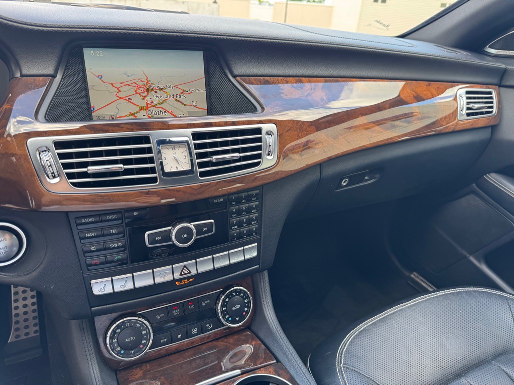 2013 Mercedes-Benz CLS-Class Image 21