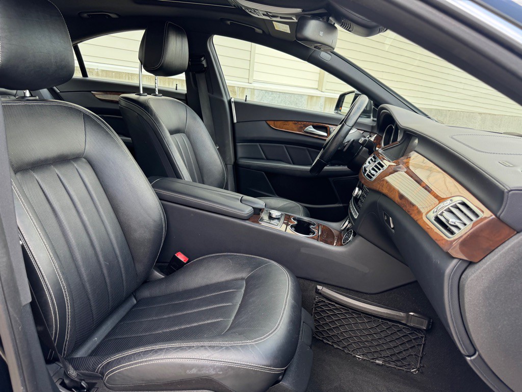 2013 Mercedes-Benz CLS-Class Image 33