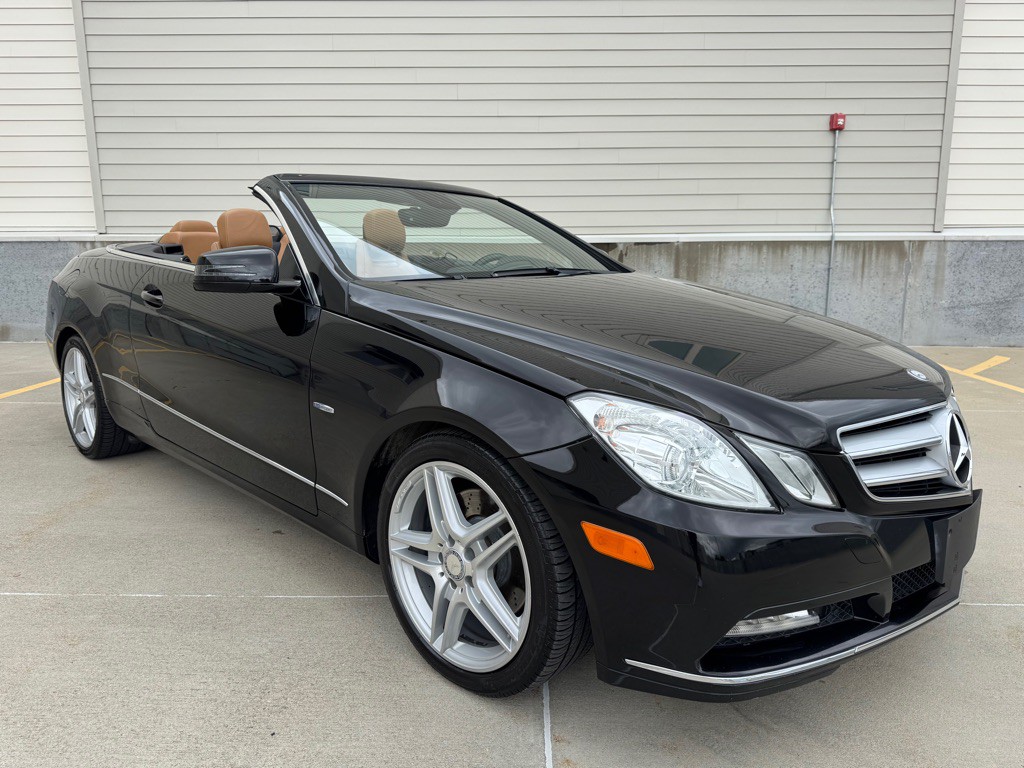 2012 Mercedes-Benz E-Class Image 1
