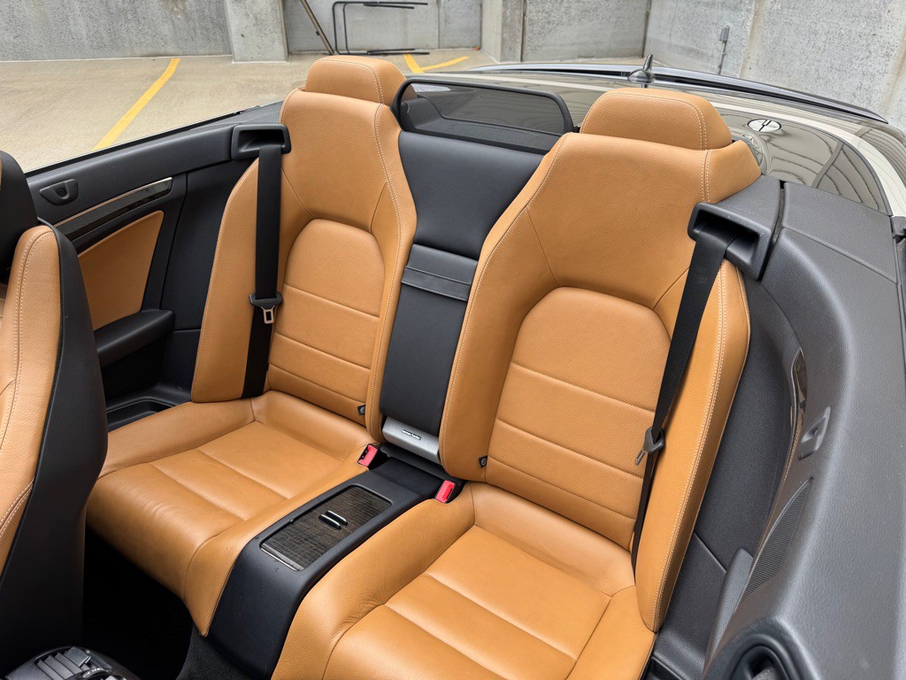 2012 Mercedes-Benz E-Class Image 19