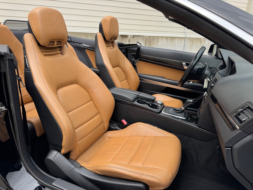 2012 Mercedes-Benz E-Class Image 23