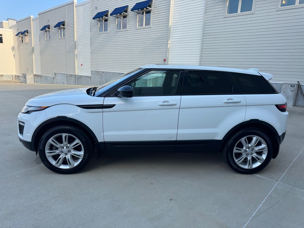 2016 Land Rover Range Rover Evoque Image 5
