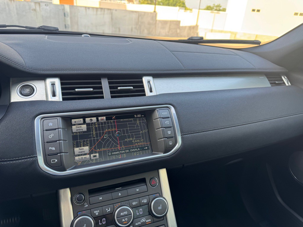 2016 Land Rover Range Rover Evoque Image 13