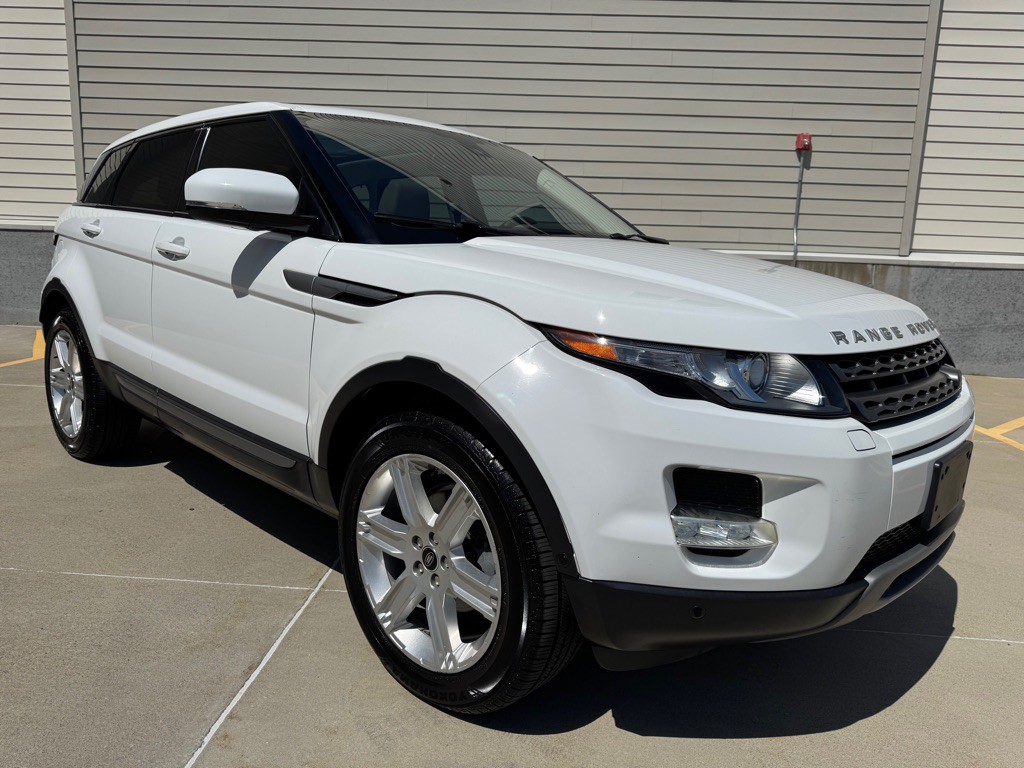 2013 Land Rover Range Rover Evoque Image 1