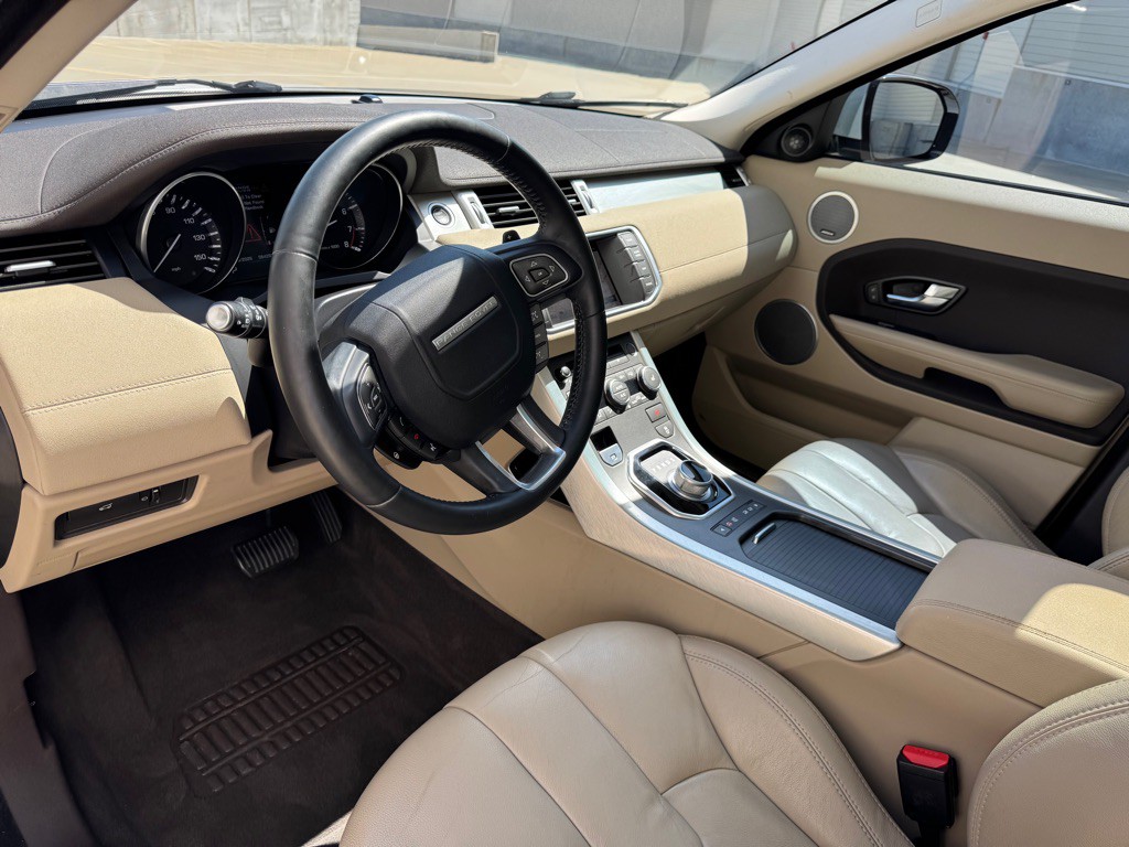 2013 Land Rover Range Rover Evoque Image 11