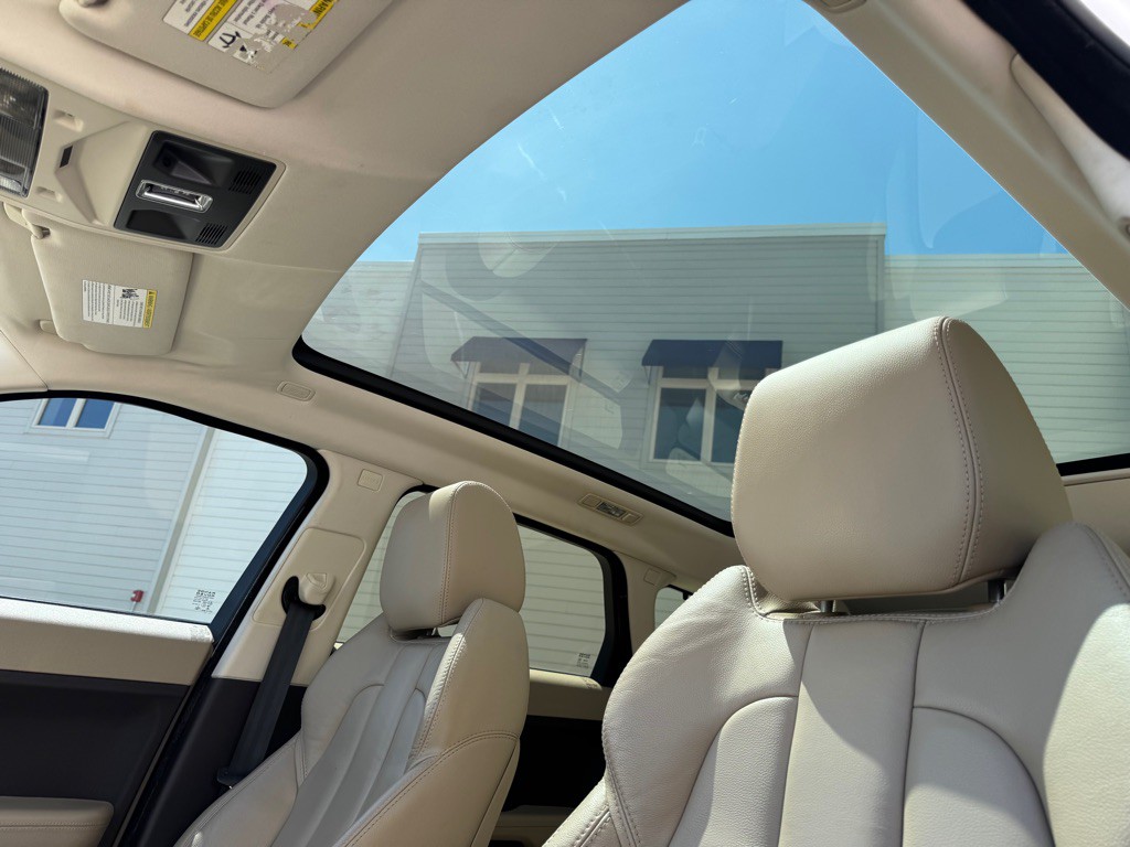 2013 Land Rover Range Rover Evoque Image 13