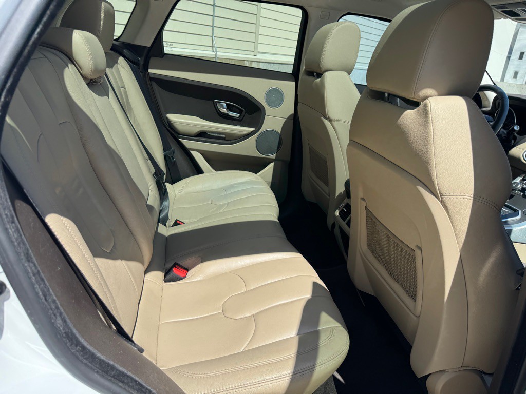 2013 Land Rover Range Rover Evoque Image 25