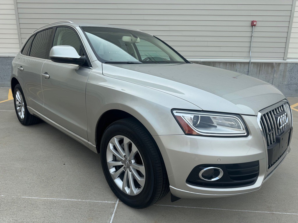 2016 Audi Q5 Image 1