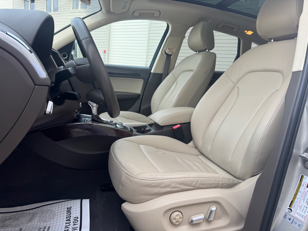 2016 Audi Q5 Image 12