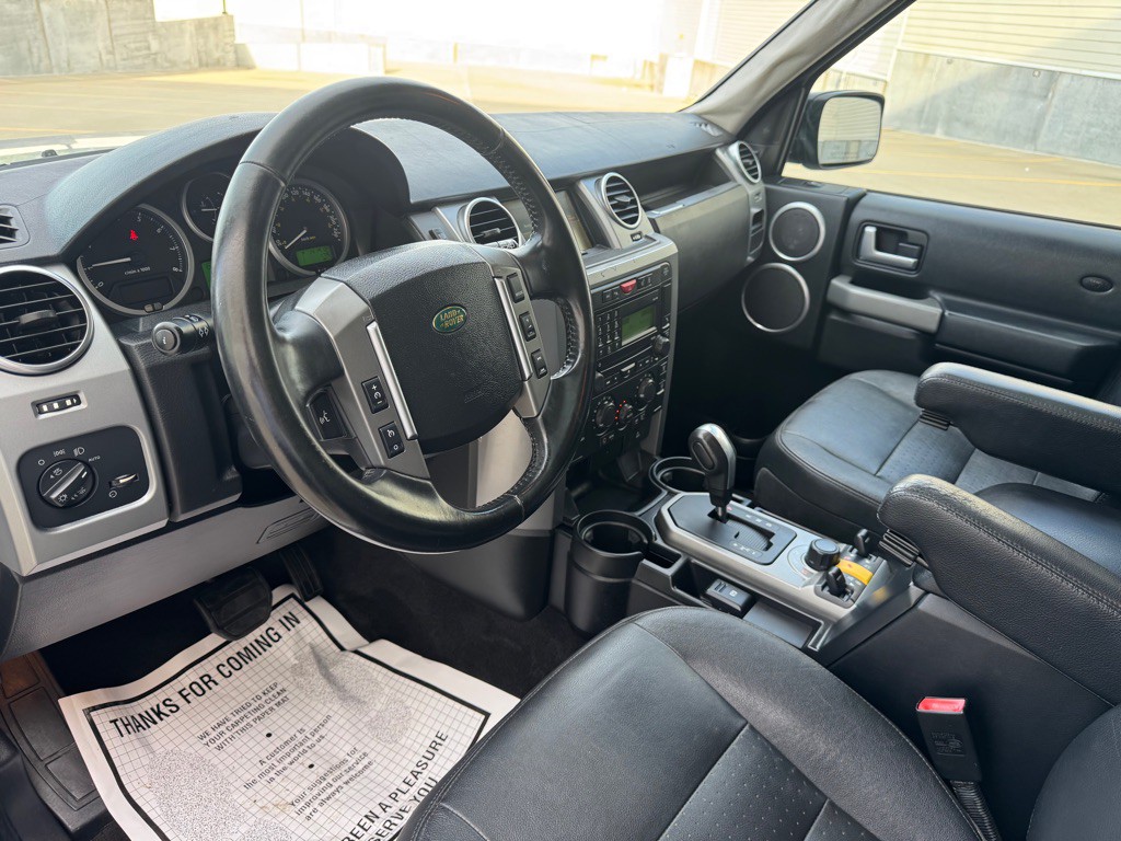 2009 Land Rover LR3 Image 11