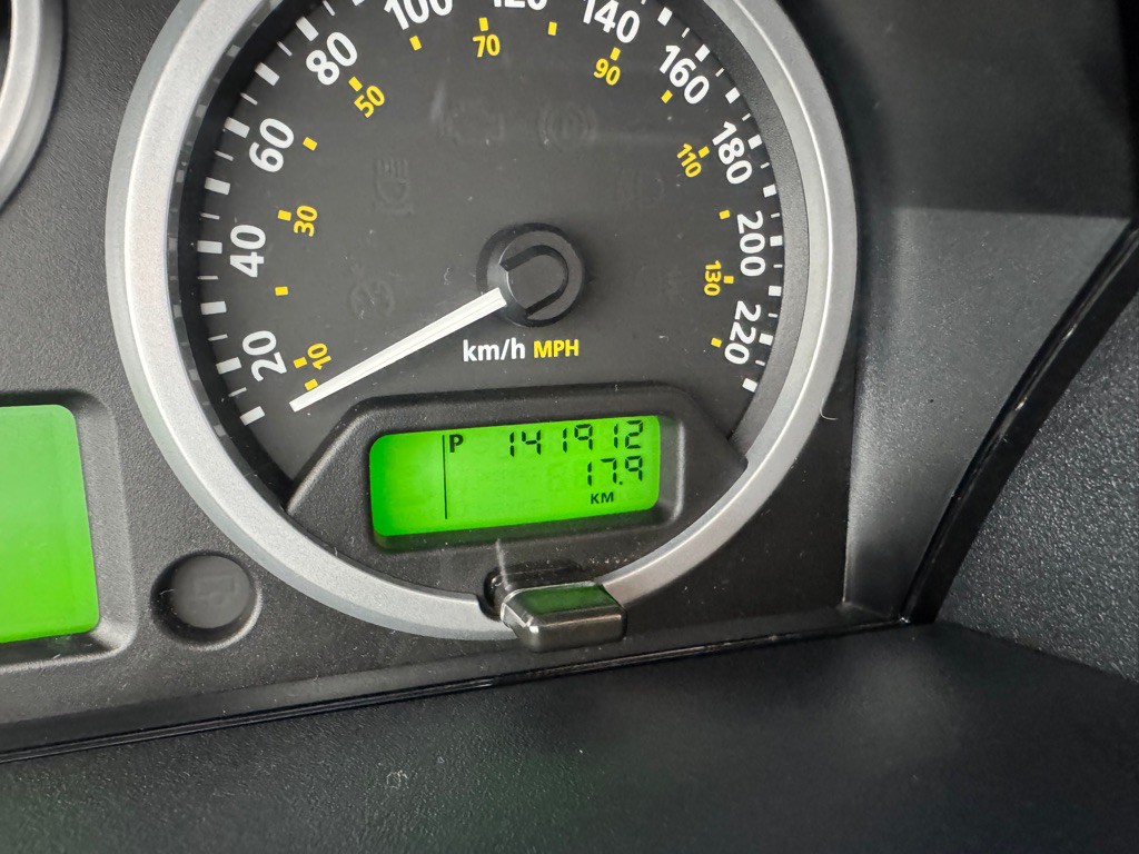 2009 Land Rover LR3 Image 16