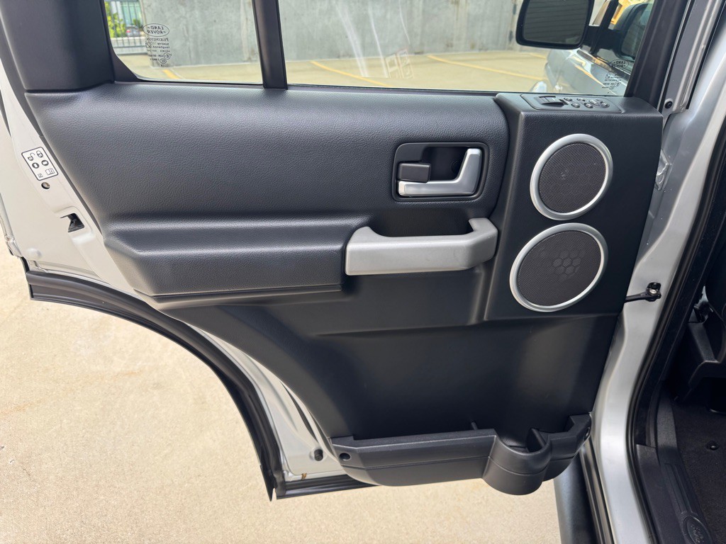 2009 Land Rover LR3 Image 20