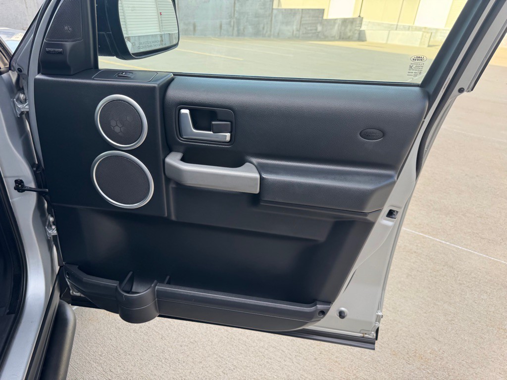 2009 Land Rover LR3 Image 27