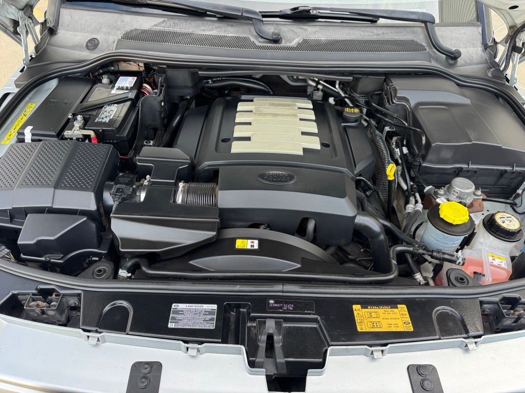 2009 Land Rover LR3 Image 30