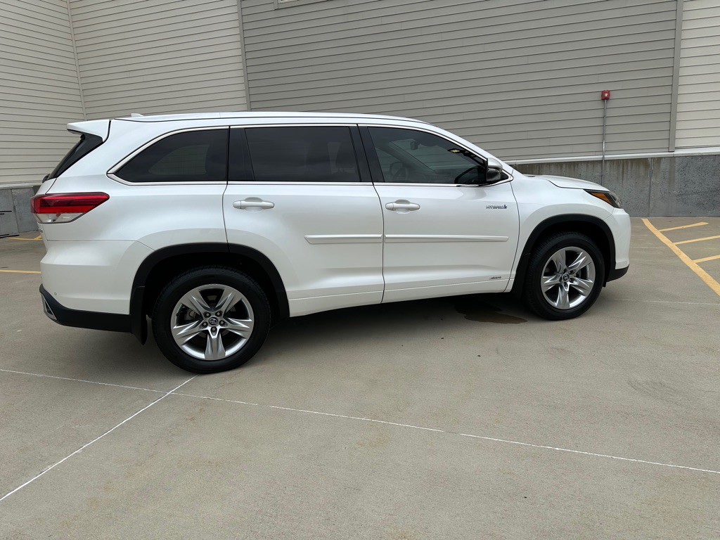 2018 Toyota Highlander Image 8