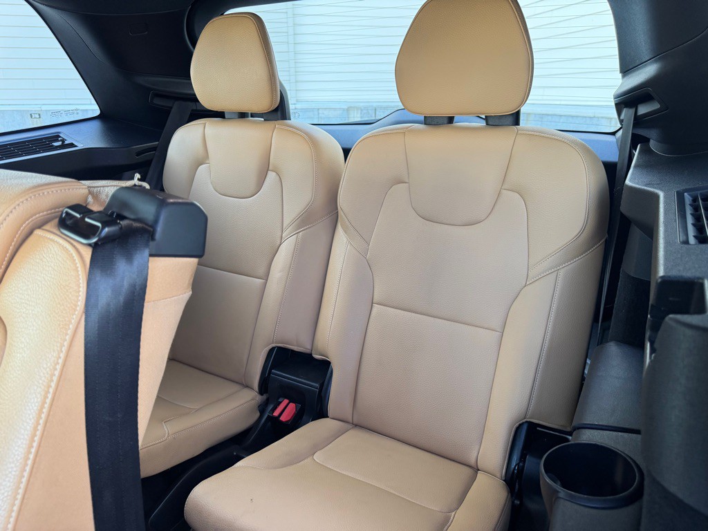 2016 Volvo XC90 Image 23