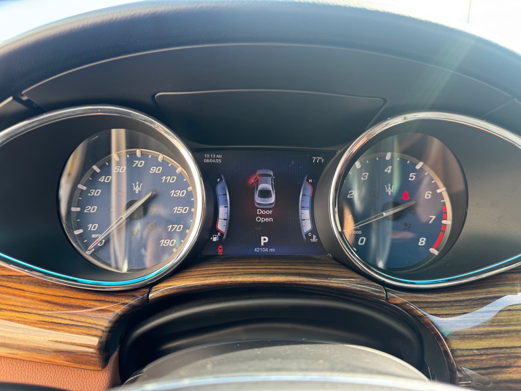 2016 Maserati Quattroporte Image 16