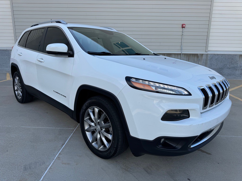 2018 Jeep Cherokee Image 1