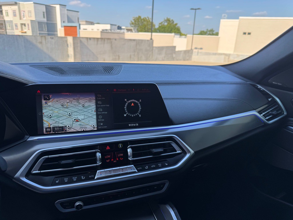 2020 BMW X6 Image 16
