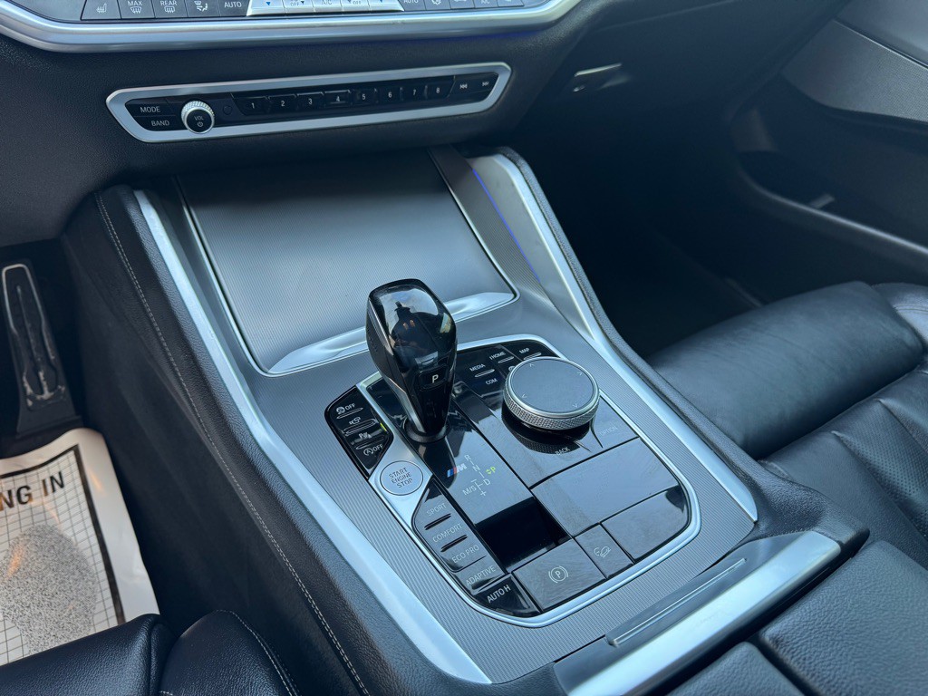 2020 BMW X6 Image 18