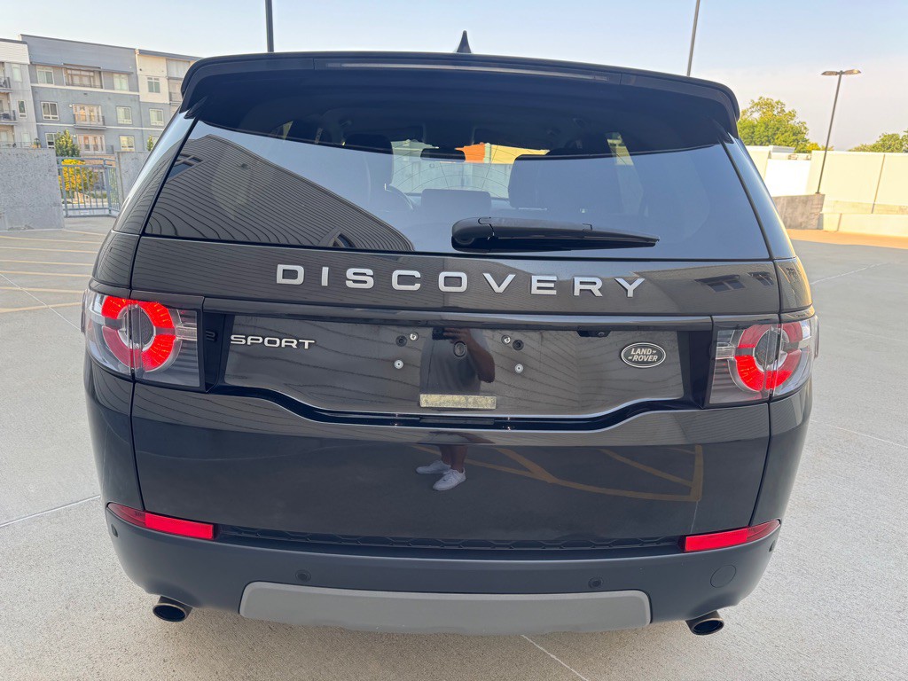 2019 Land Rover Discovery Sport Image 4