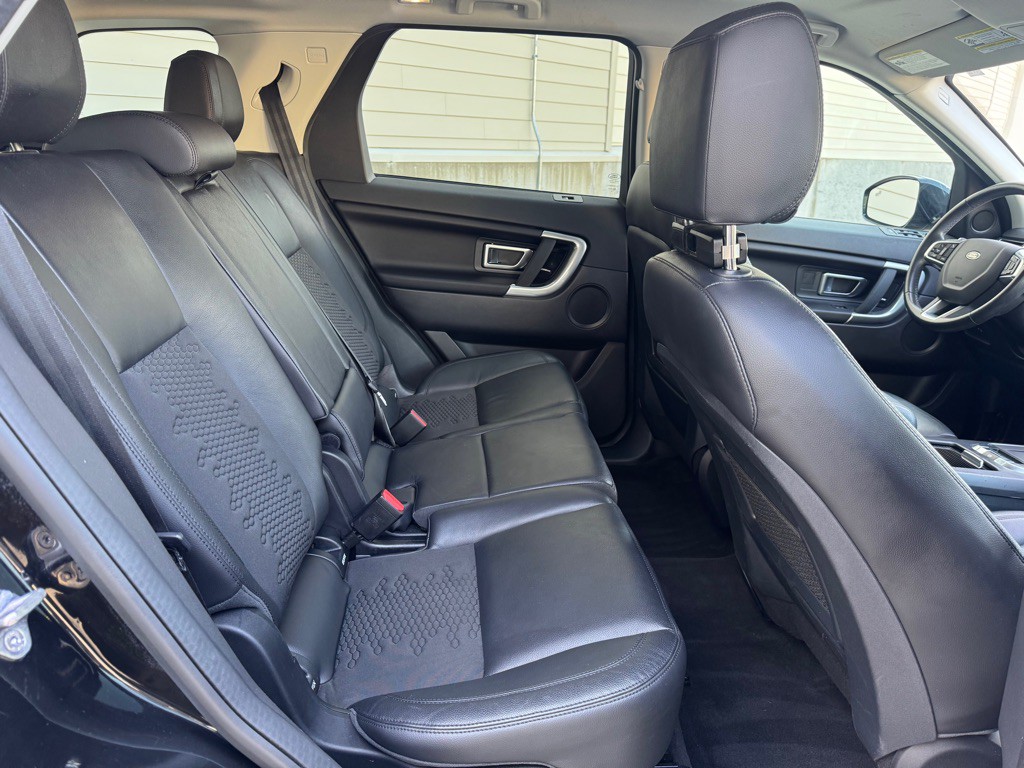 2019 Land Rover Discovery Sport Image 27
