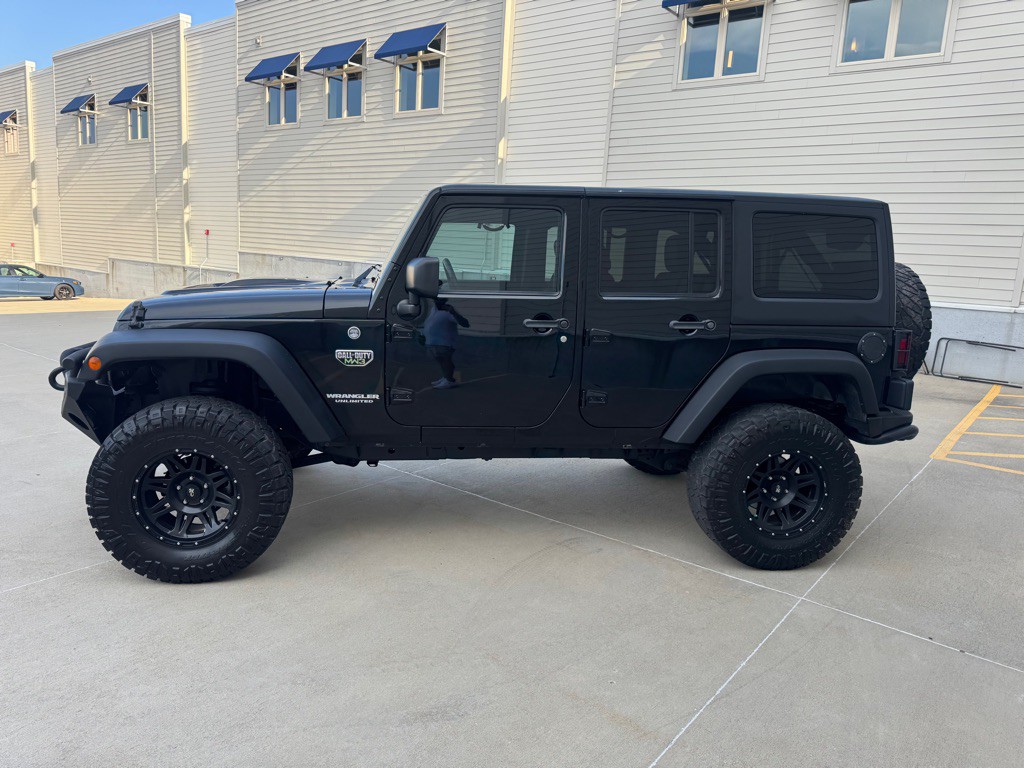 2012 Jeep Wrangler Unlimited Image 6