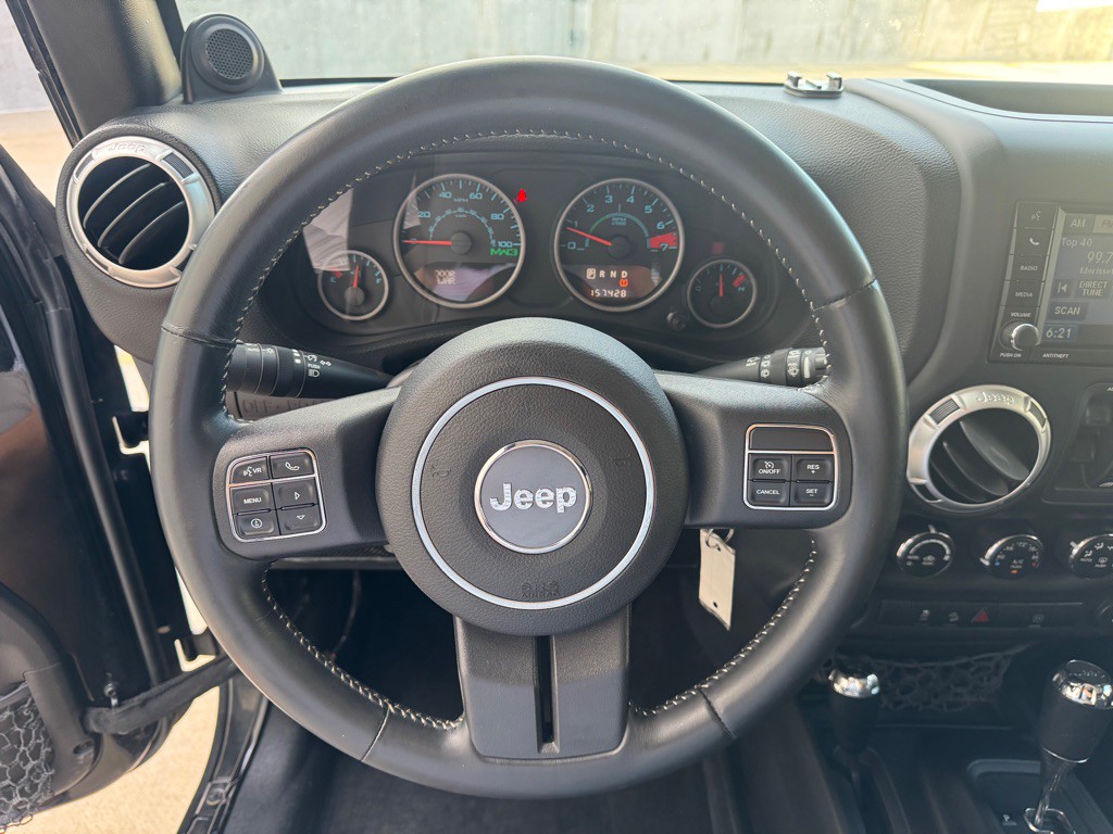 2012 Jeep Wrangler Unlimited Image 14